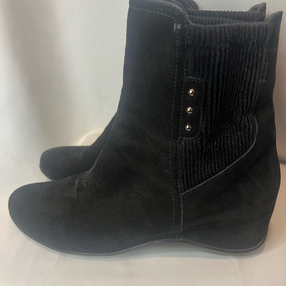 Aquatalia Size 8 Hidden  Wedge Marvin K Versa Ankle Black Suede Sock Boot - Picture 2 of 5